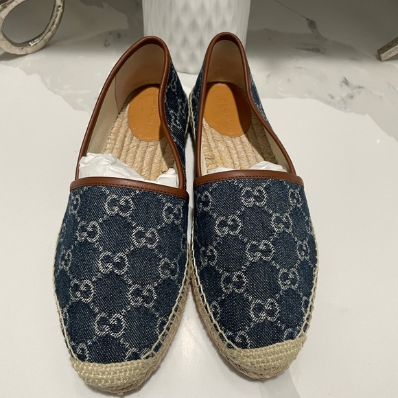 Gucci Denim Blue GG Espadrilles 39.5EU/9.5US- Pre-owned. - Picture 3 of 7